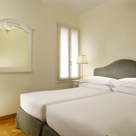 Hotel L'orologio - Wtb 4*