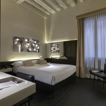 Hotel L'orologio - Wtb 4*