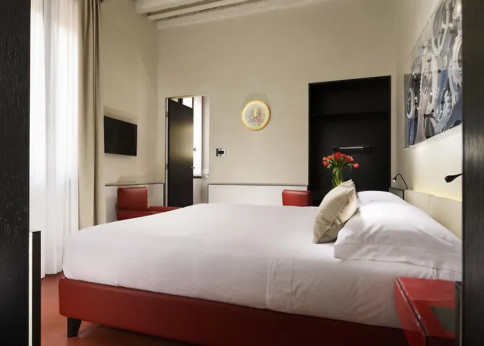 L'orologio - Wtb 4* ונציה